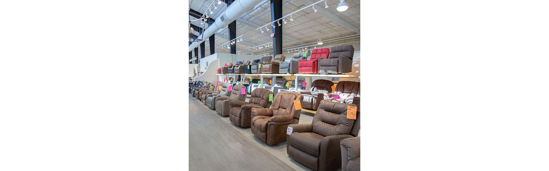 Liquidación de Sofás y Sillones en Outlet - Hermógenes