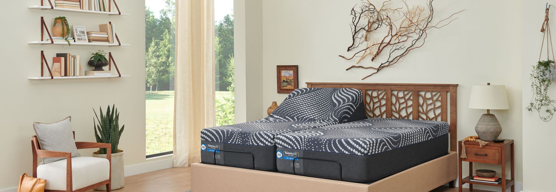 Sealy Hybrid Posture-Pedic on Adjustable Base In Bedroom