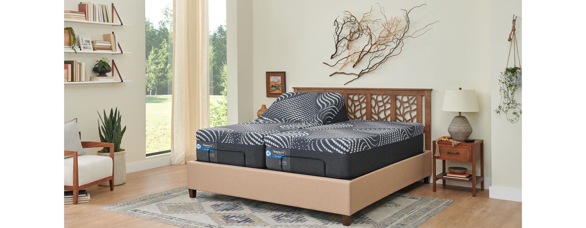 Sealy Hybrid Posture-Pedic on Adjustable Base In Bedroom