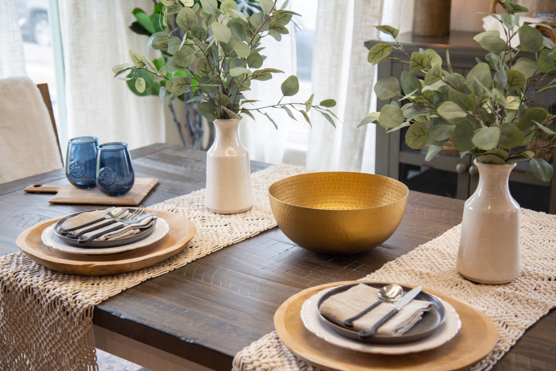 Furniture row round dining tables outlet