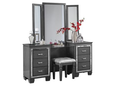 Dresser on sale vanity mirror